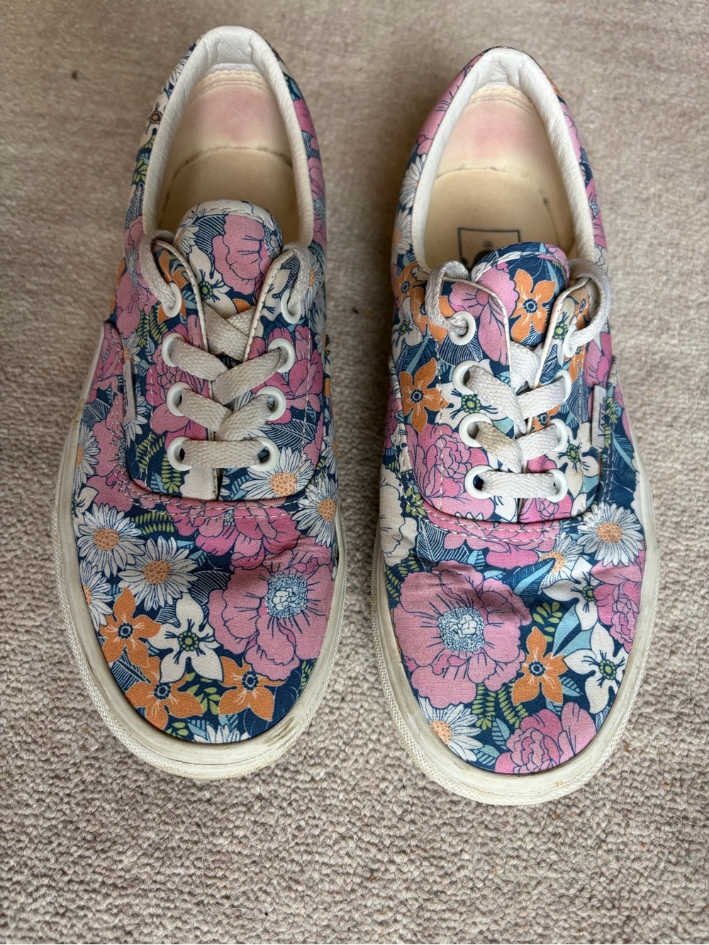 VANS Retro Floral Canvas Shoes | Women’s Floral Vans 6.5